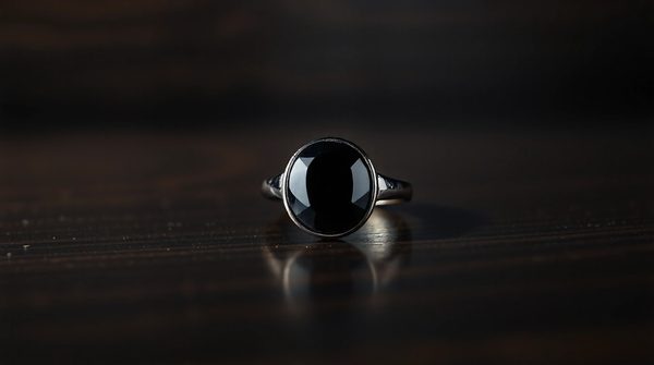 Comment choisir la parfaite bague en onyx noir ?